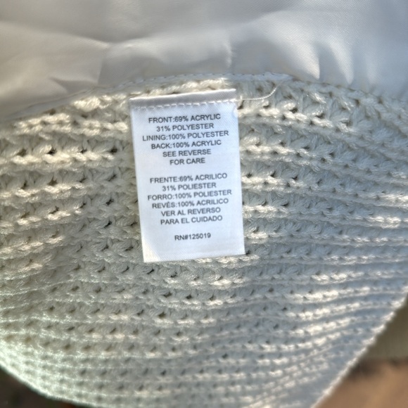 Joseph A Faux Fur Ombré Sweater Vest Large - Picture 10 of 10